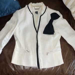 WhiteHouse Black Market blazer